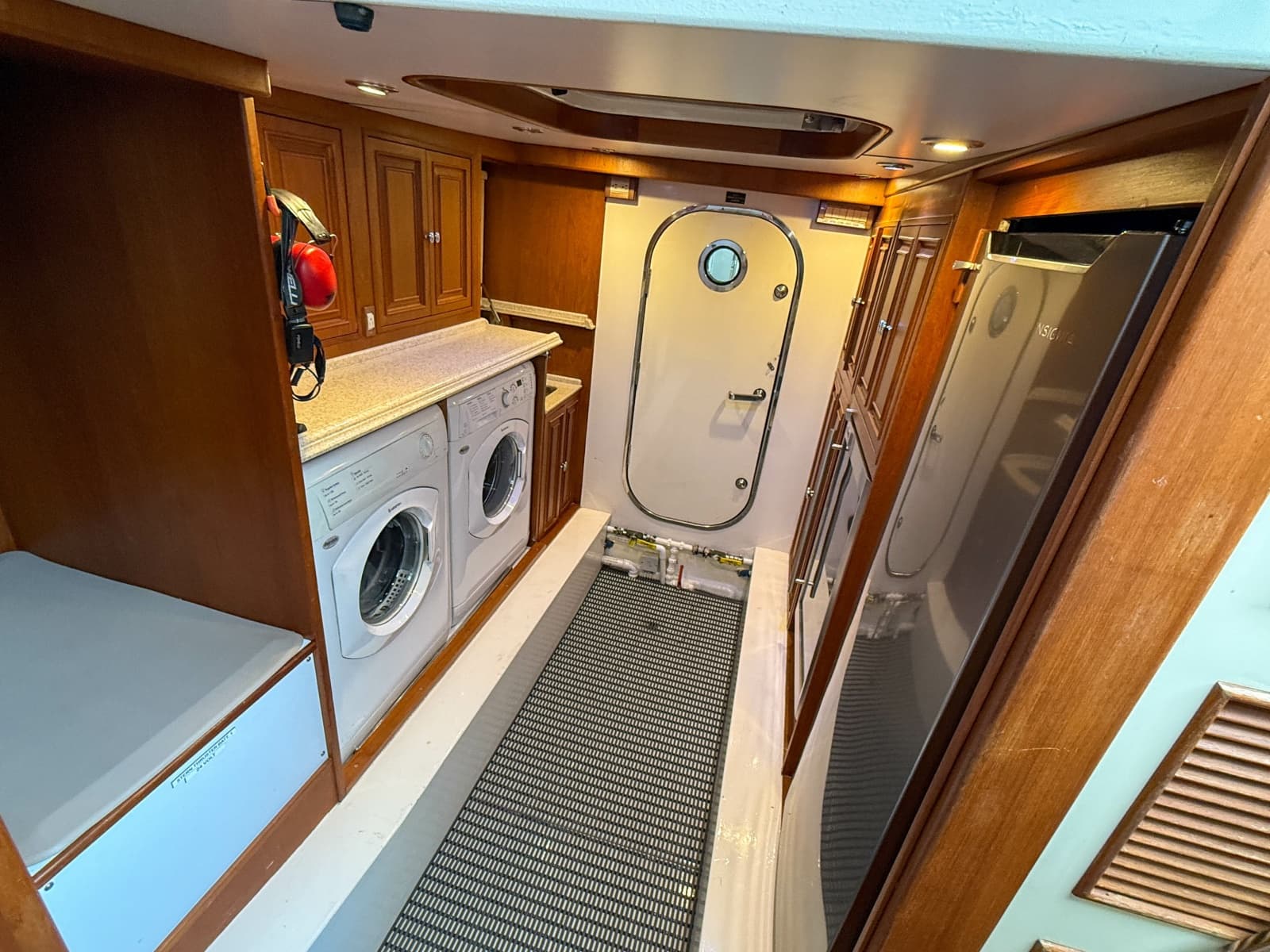 2003 Grand Banks 64 Aleutian RP