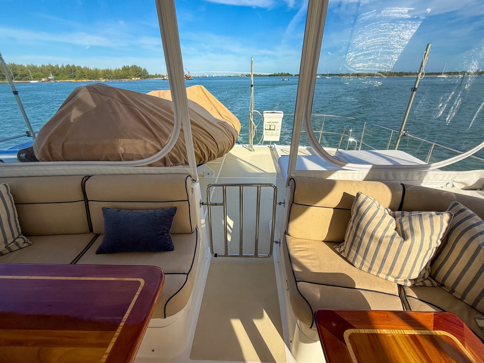 2003 Grand Banks 64 Aleutian RP