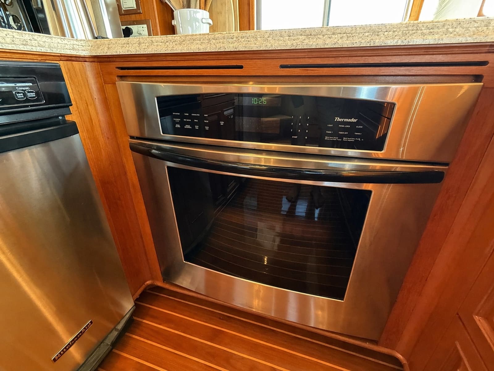 2003 Grand Banks 64 Aleutian RP - Photo 19