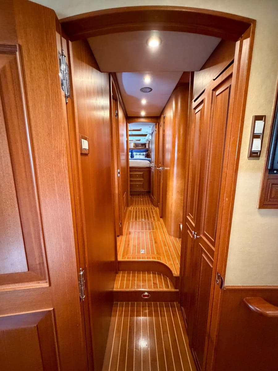 2003 Grand Banks 64 Aleutian RP