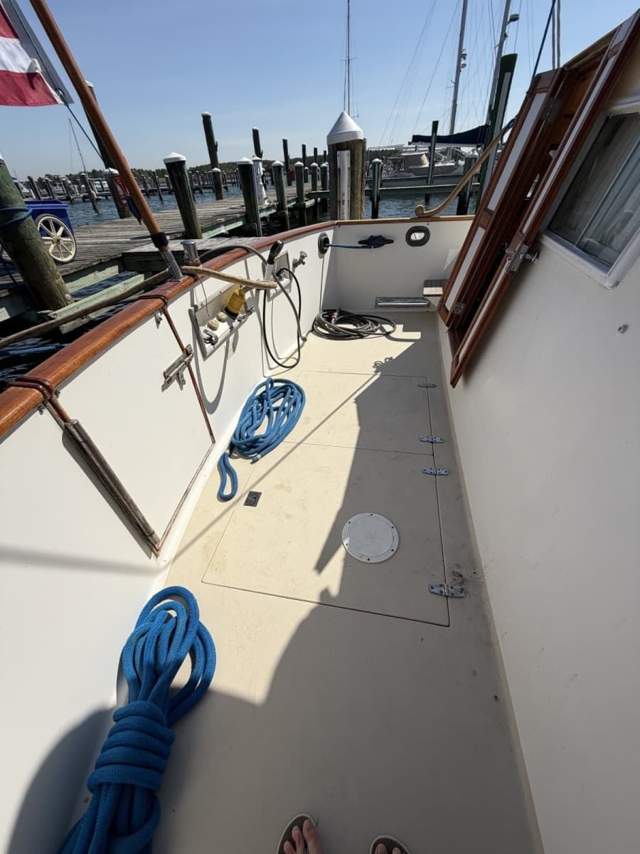 1991 Grand Banks Classic 46 - Photo 25