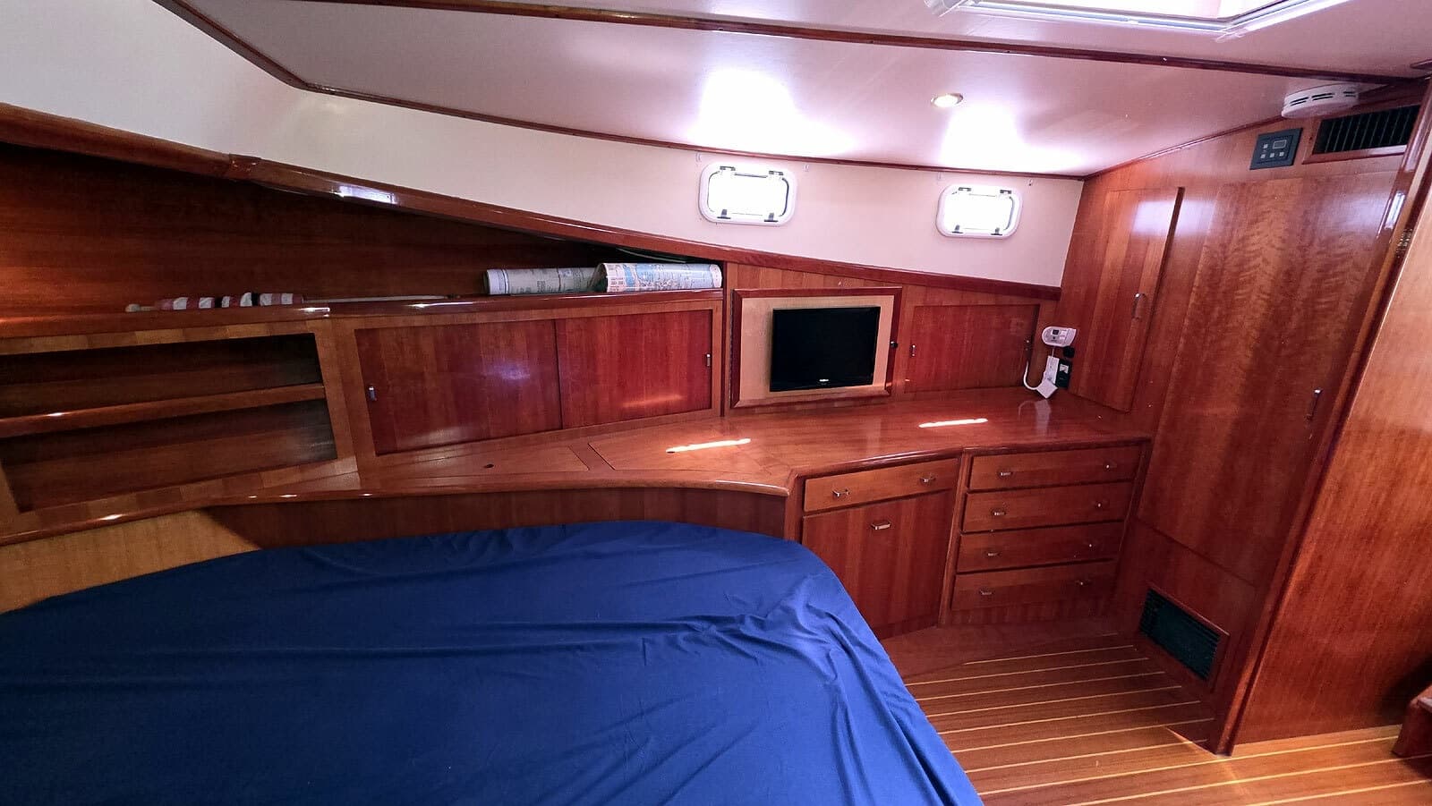 1998 Northern Bay 36 Trawler - Photo 26