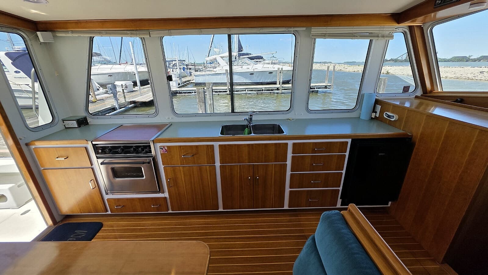 1998 Northern Bay 36 Trawler - Photo 16