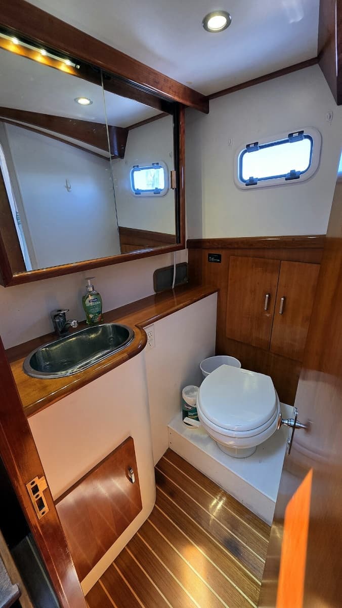 1998 Northern Bay 36 Trawler - Photo 27
