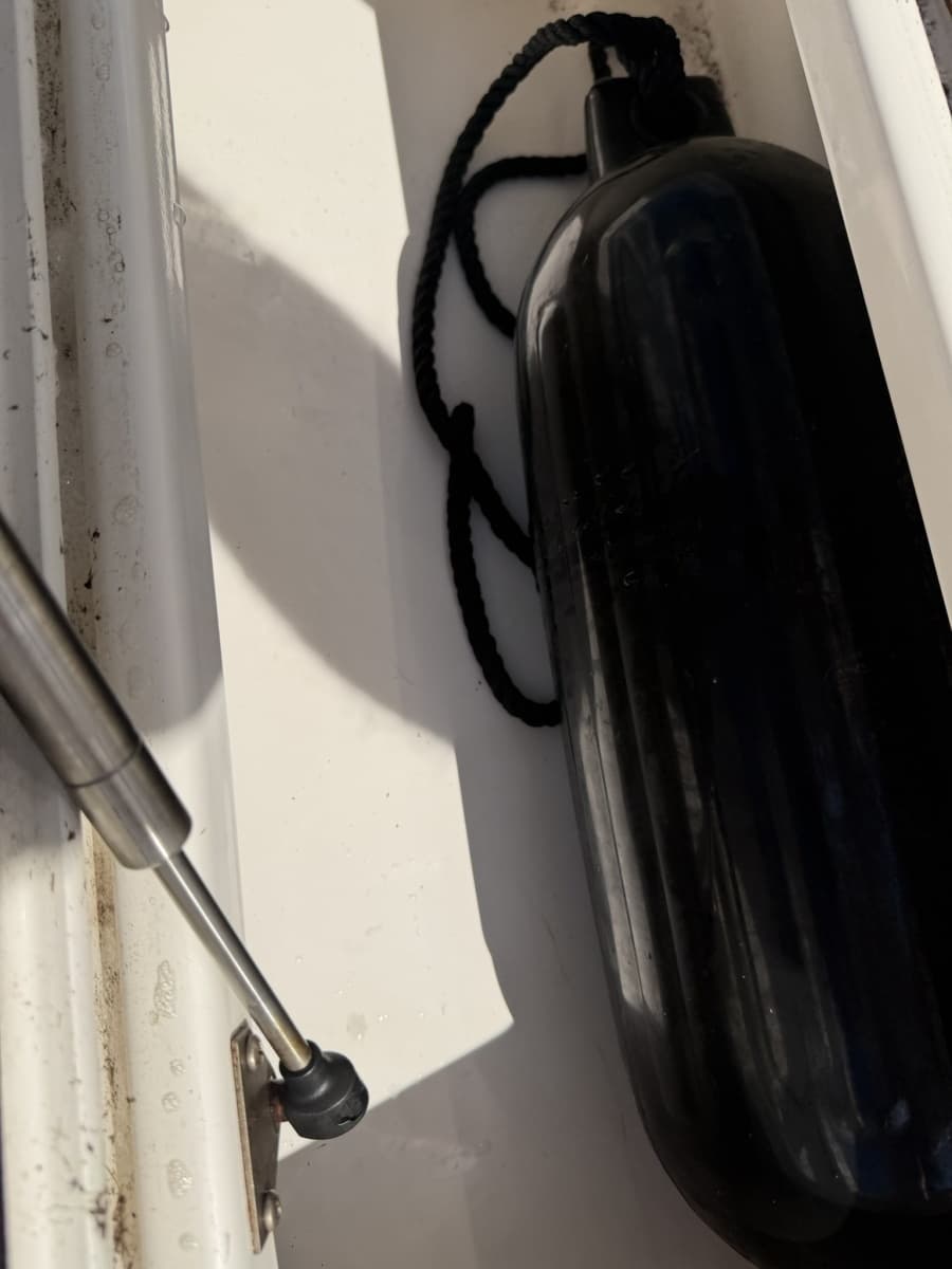 2019 Reef Runner 230XS