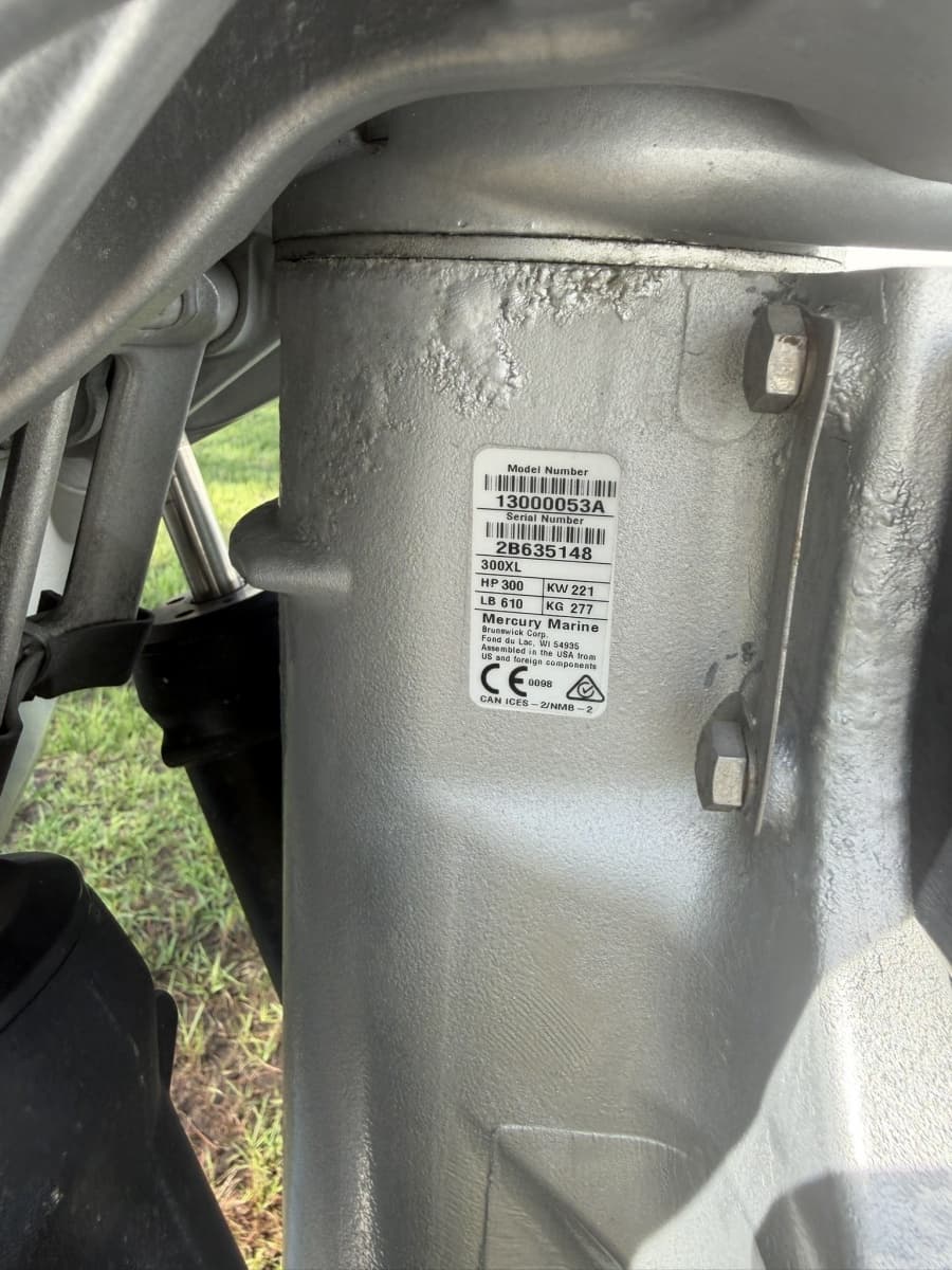 2019 Reef Runner 230XS