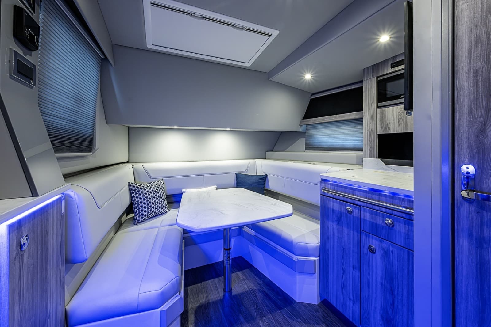 2024 Formula 400 Super Sport Crossover - Photo 71