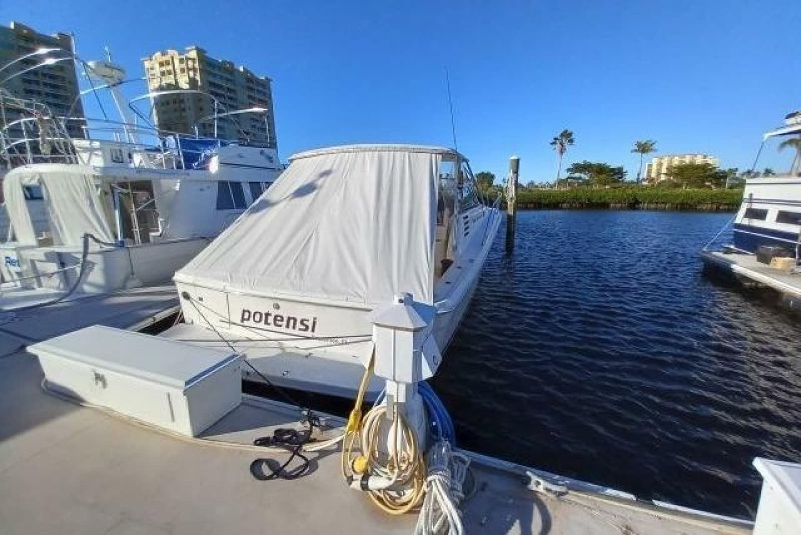 1997 Sea Ray 370 Express Cruiser - Photo 76
