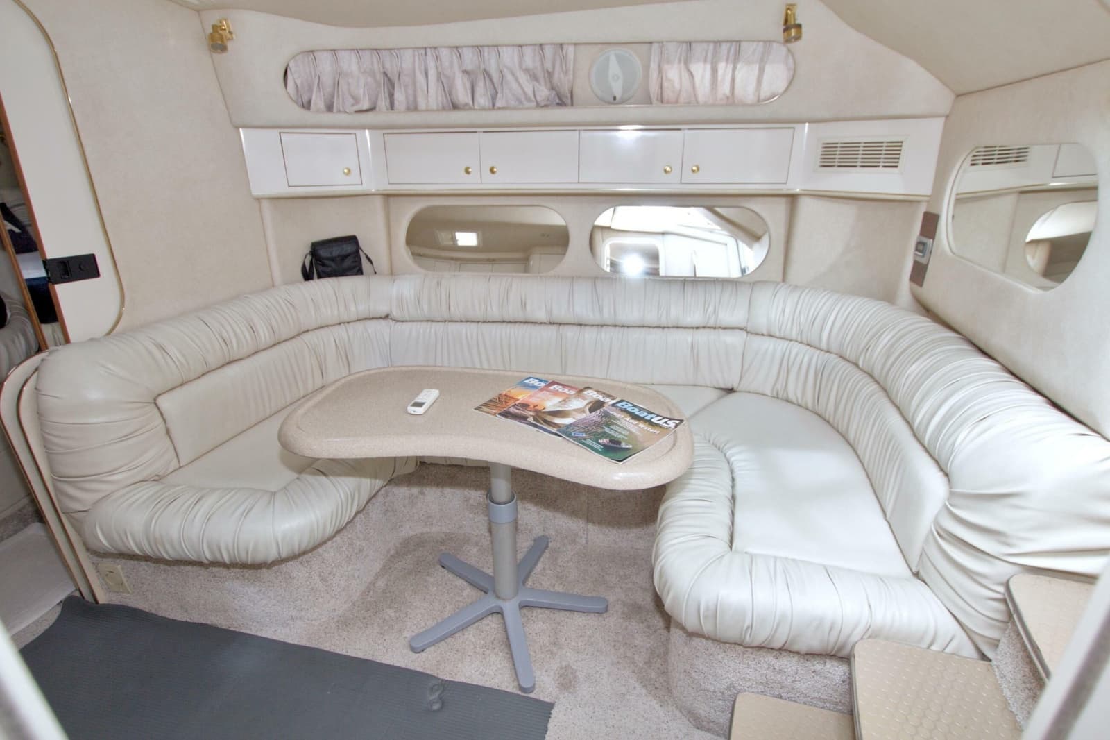 1997 Sea Ray 370 Express Cruiser - Photo 35