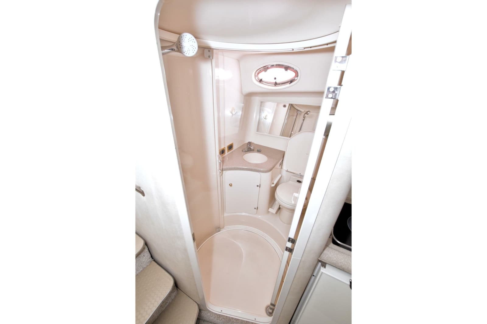 1997 Sea Ray 370 Express Cruiser - Photo 45
