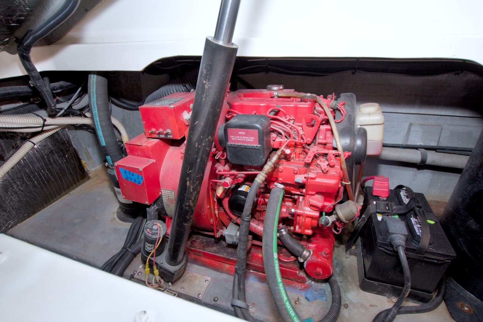 1997 Sea Ray 370 Express Cruiser - Photo 67