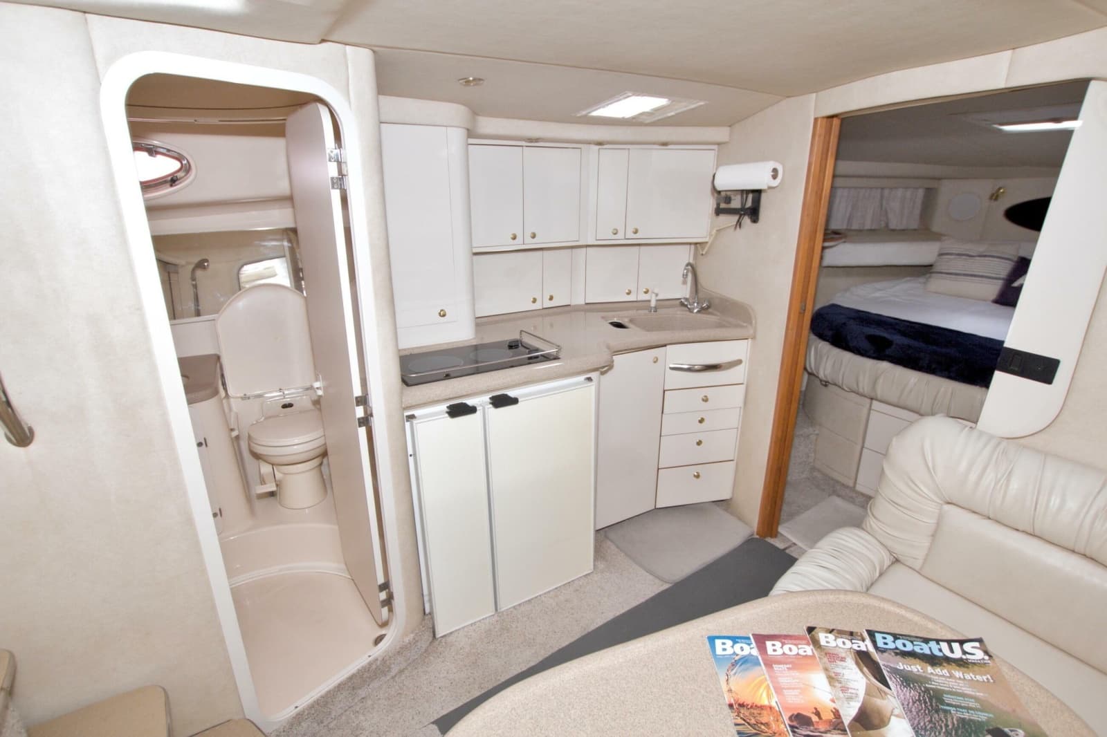 1997 Sea Ray 370 Express Cruiser - Photo 37