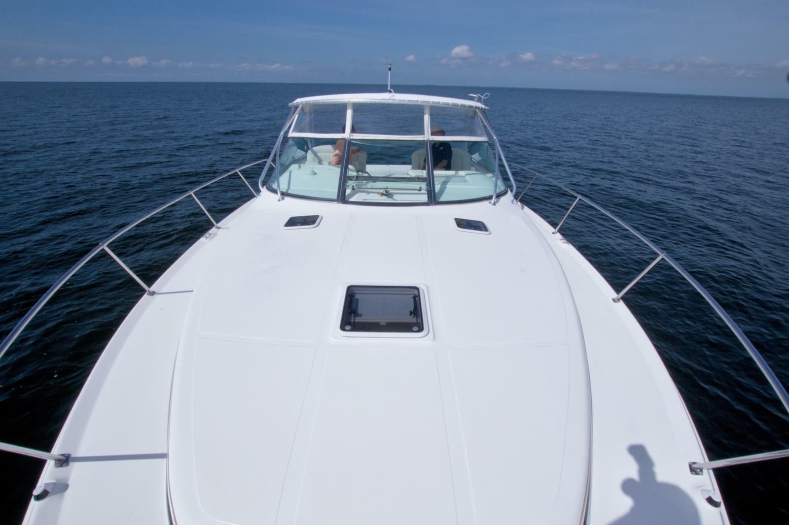 1997 Sea Ray 370 Express Cruiser - Photo 15