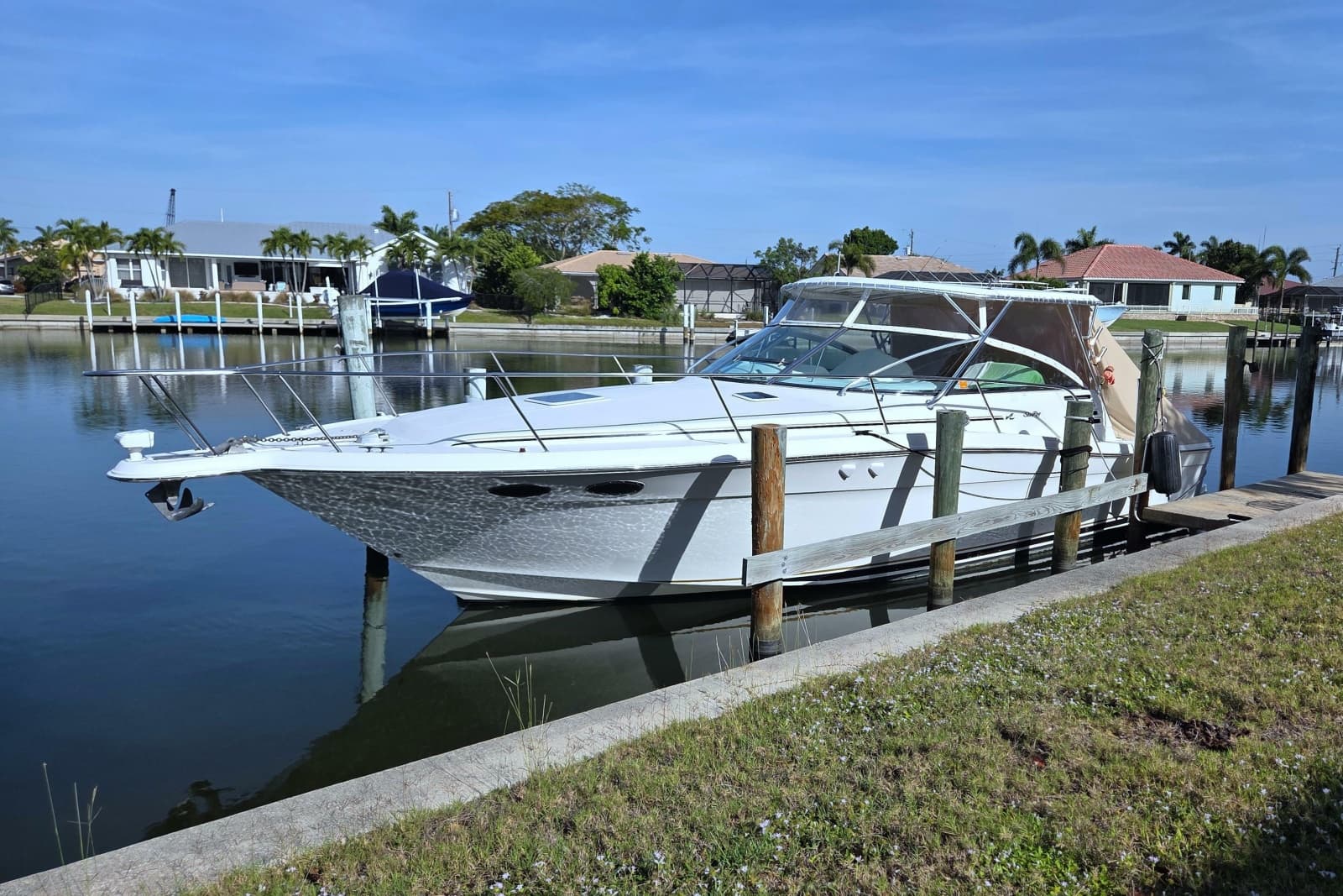 1997 Sea Ray 370 Express Cruiser - Photo 71