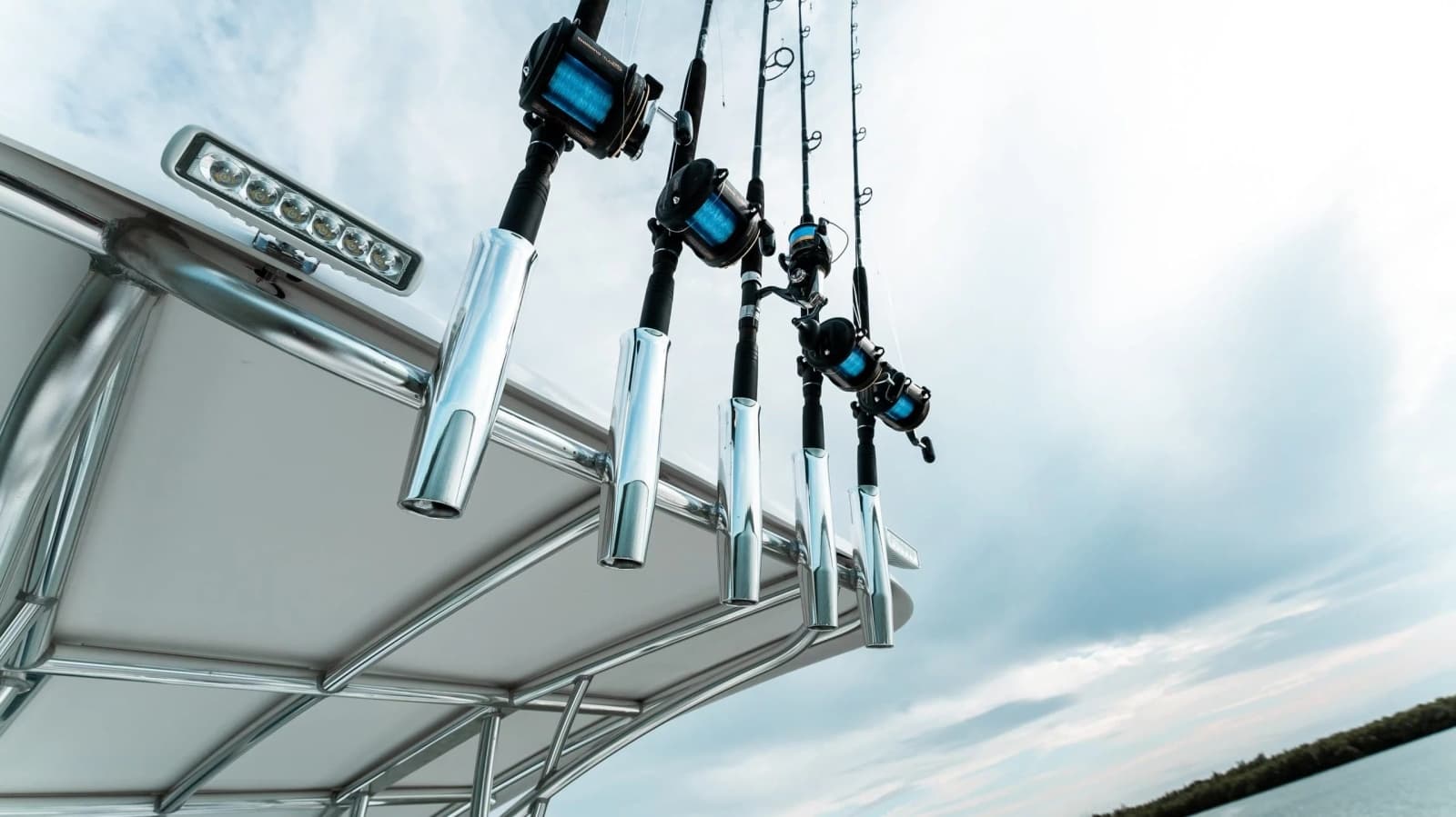 2026 Twin Vee 240 STX CC