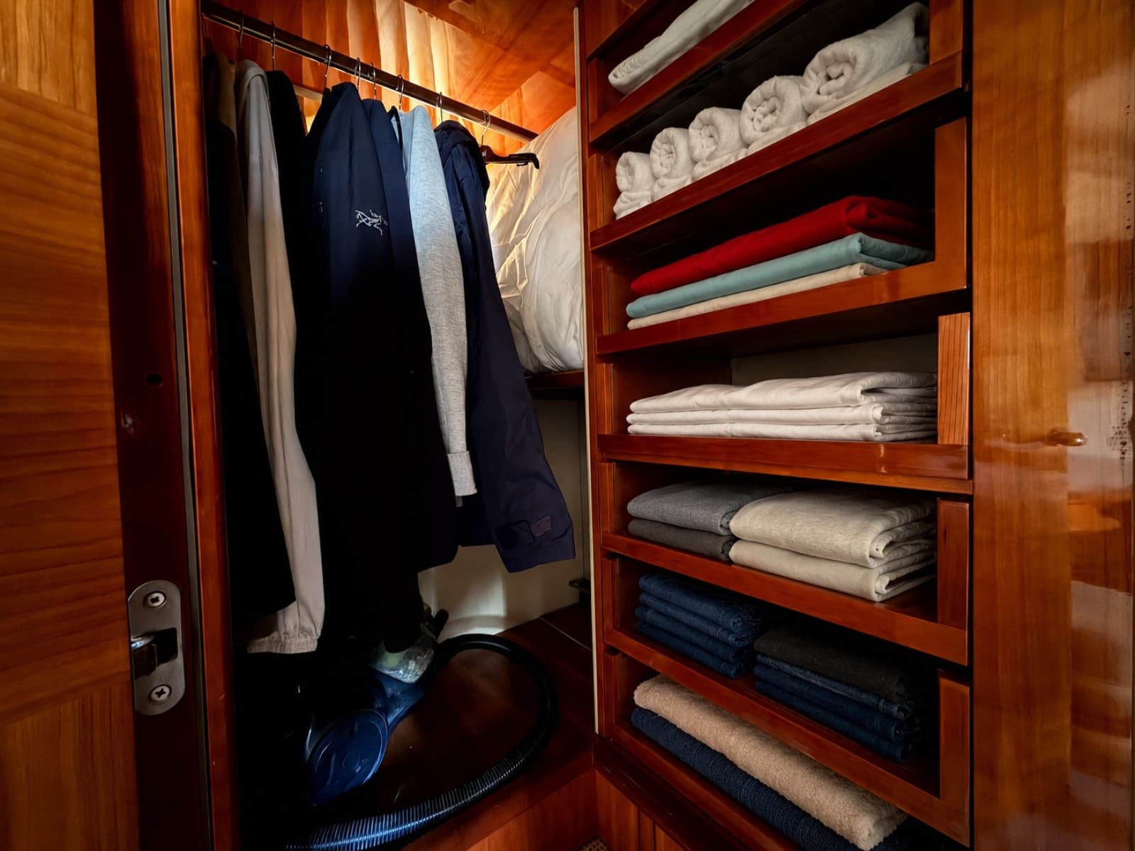 2005 Azimut Fly 62 - Photo 27
