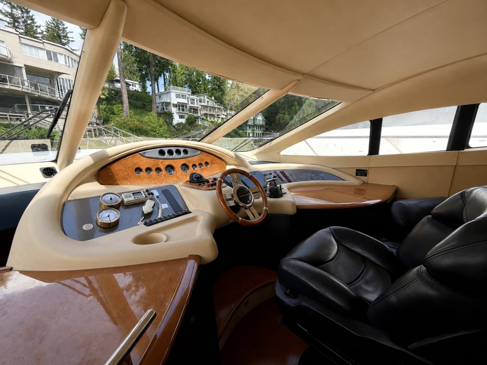 2005 Azimut Fly 62 - Photo 22