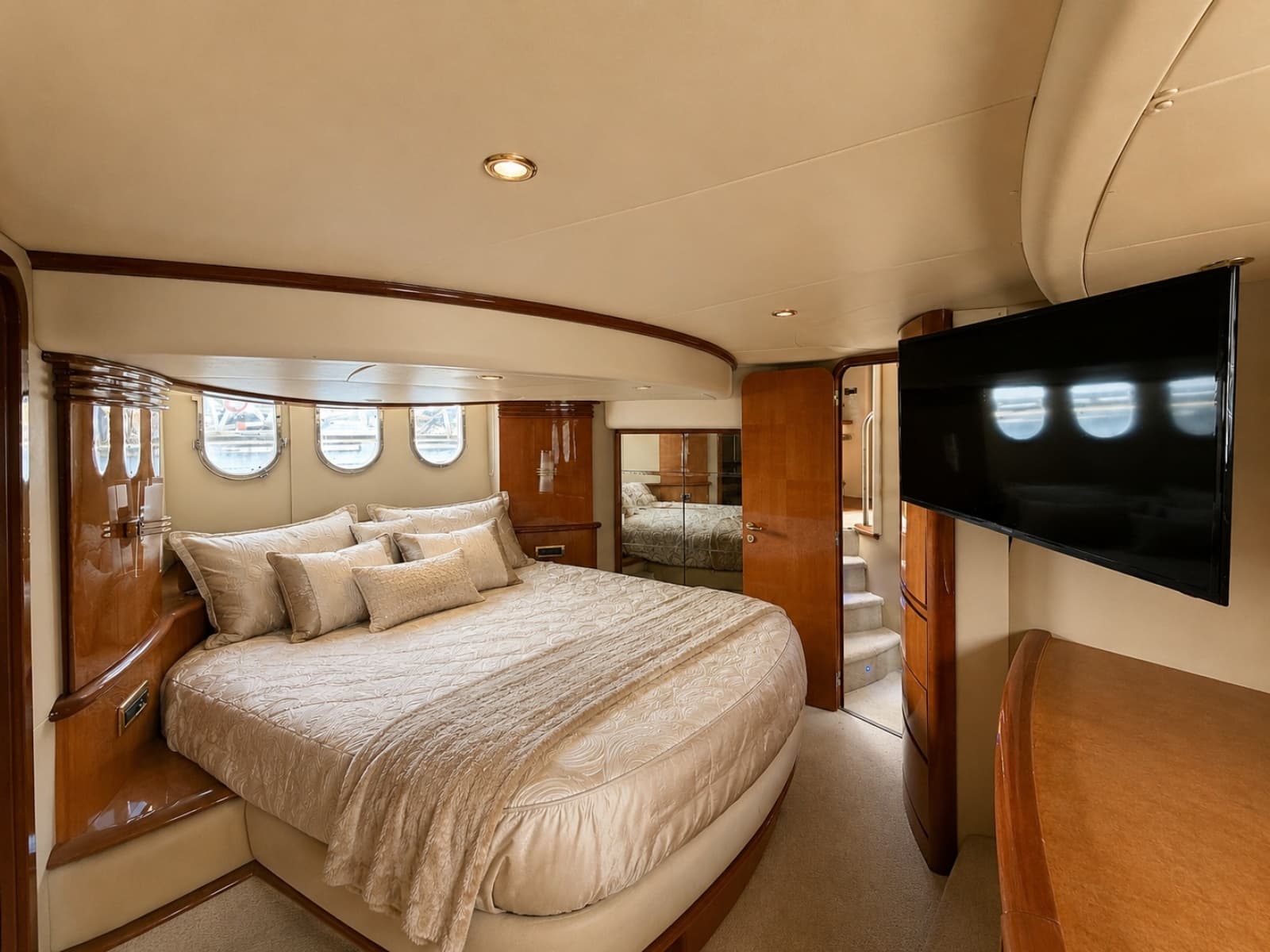 2005 Azimut Fly 62 - Photo 25
