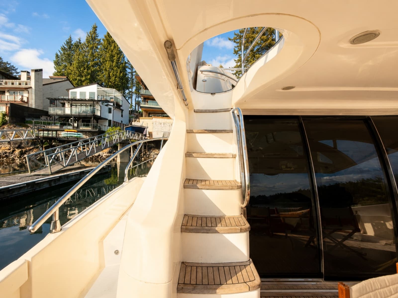 2005 Azimut Fly 62 - Photo 12