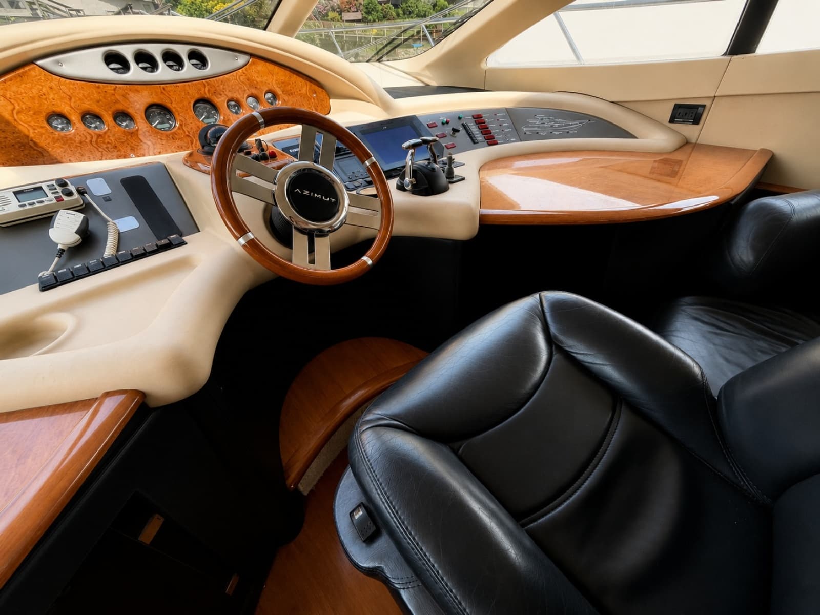 2005 Azimut Fly 62 - Photo 21
