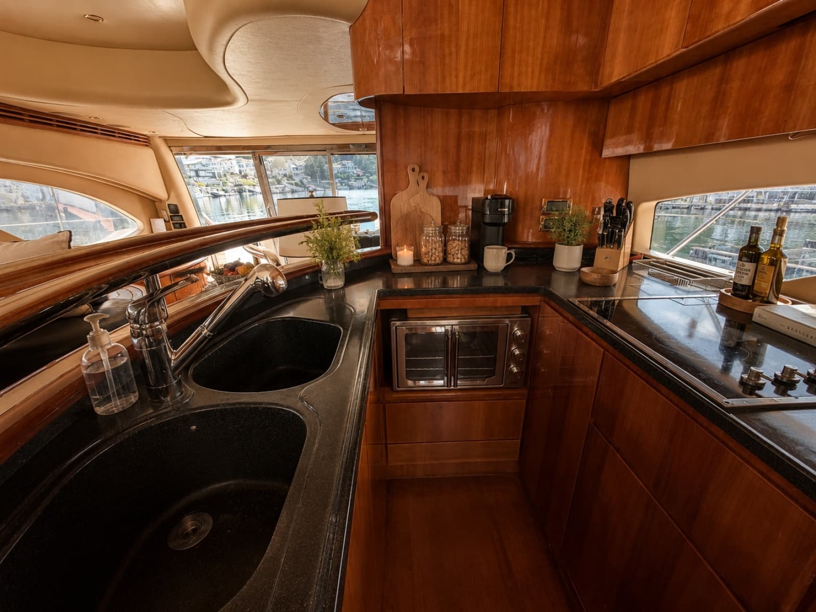 2005 Azimut Fly 62 - Photo 16