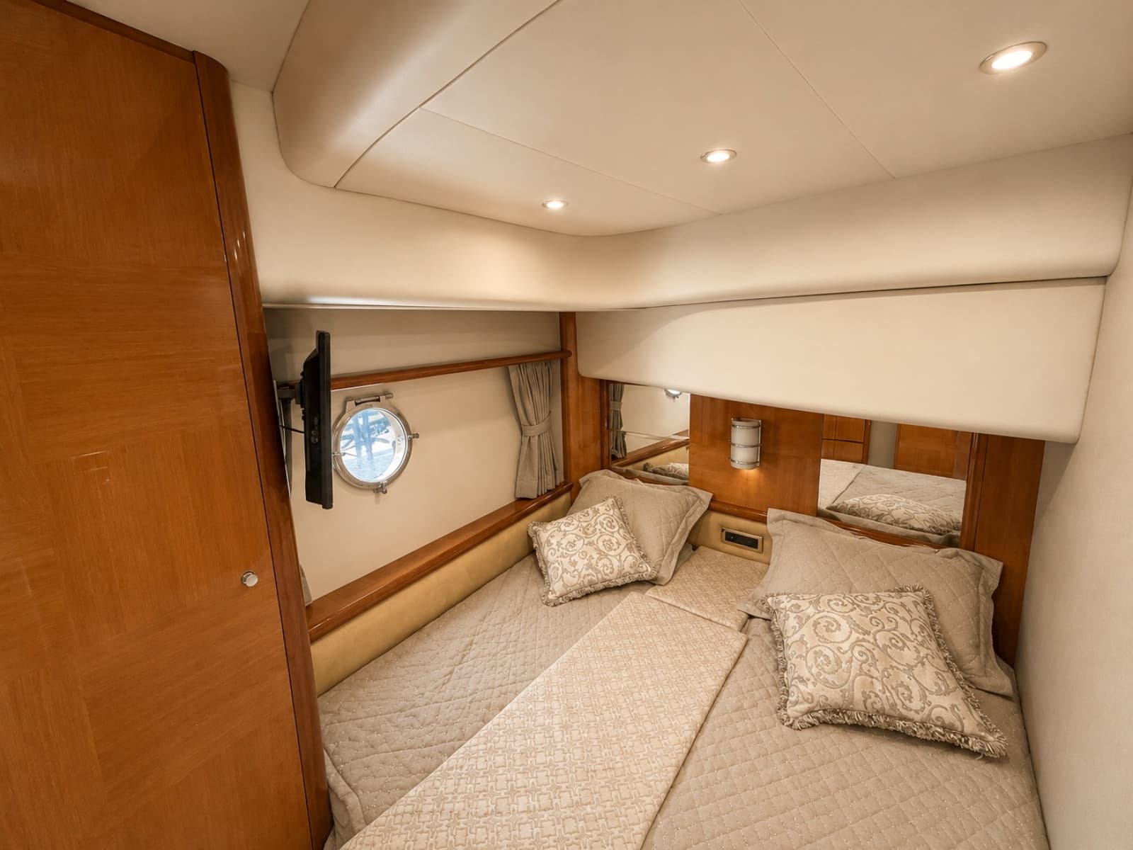 2005 Azimut Fly 62 - Photo 29