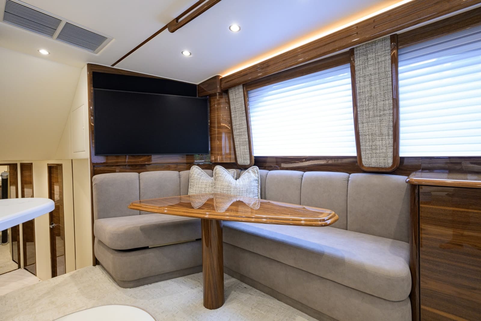 2024 Viking 54 Convertible - Photo 6