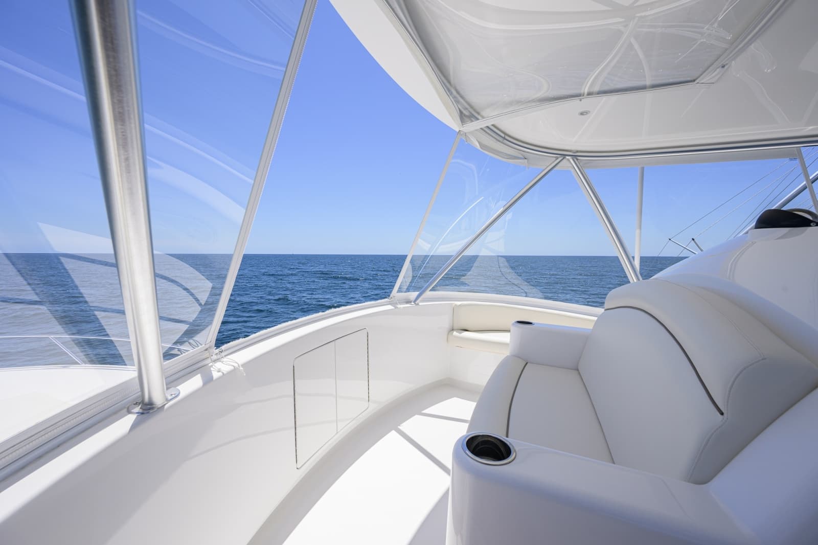 2024 Viking 54 Convertible - Photo 38