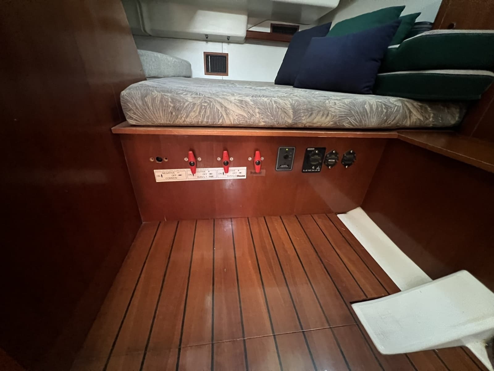 2001 Beneteau Oceanis 473