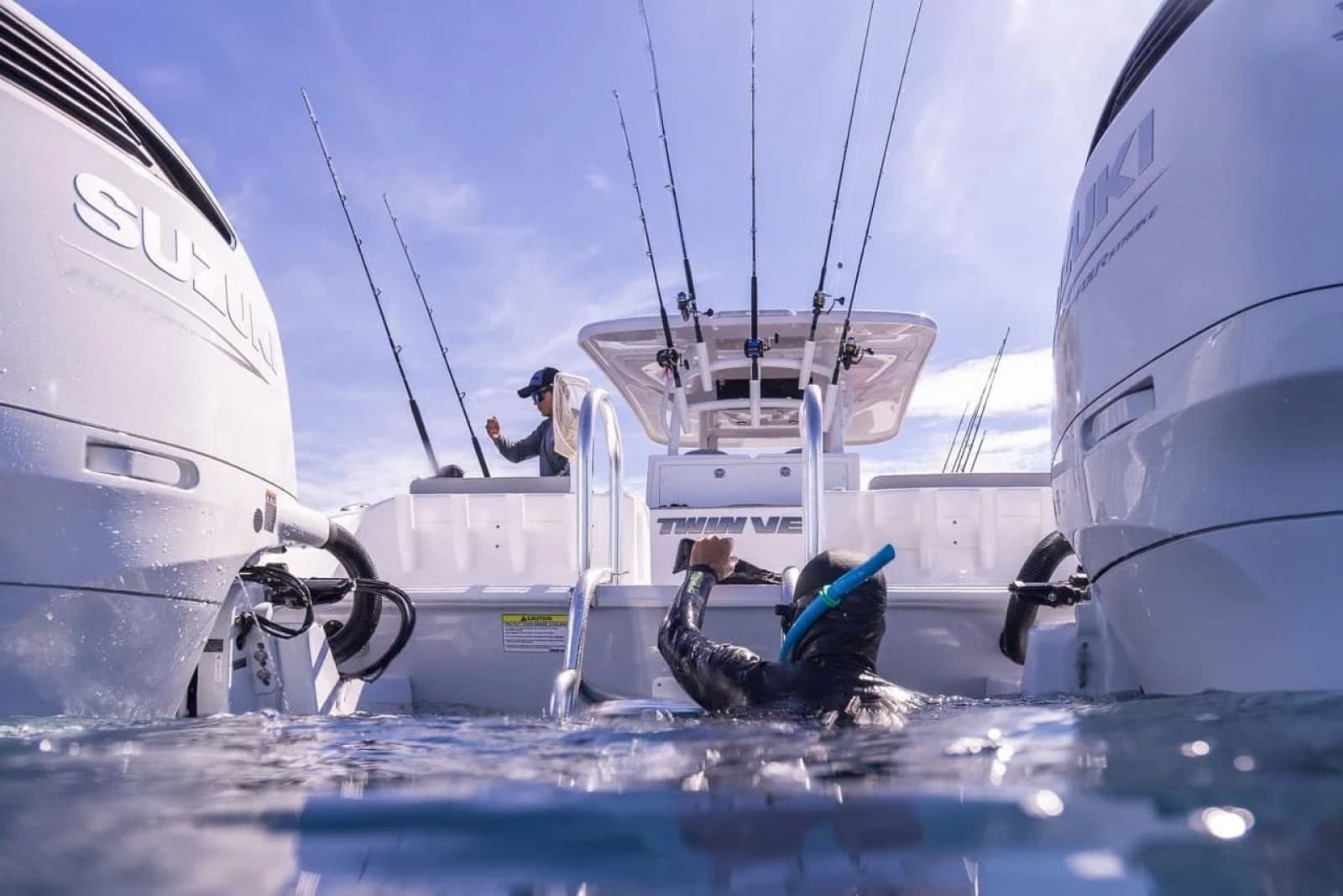 2026 Twin Vee 280 GFX2 CC