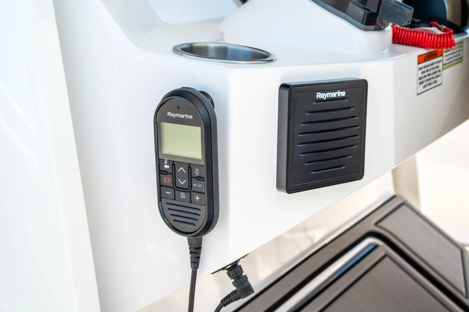 2026 Twin Vee 280 GFX2 CC