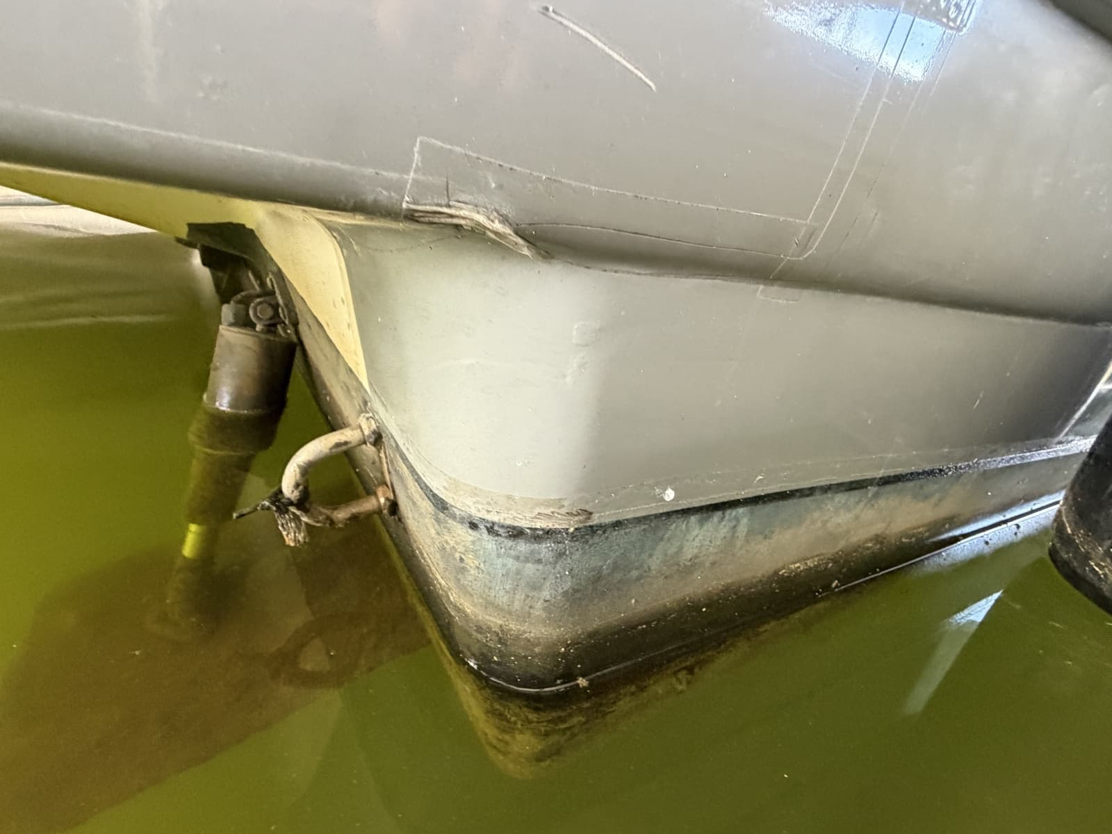 2008 Rinker 280 Express Cruiser