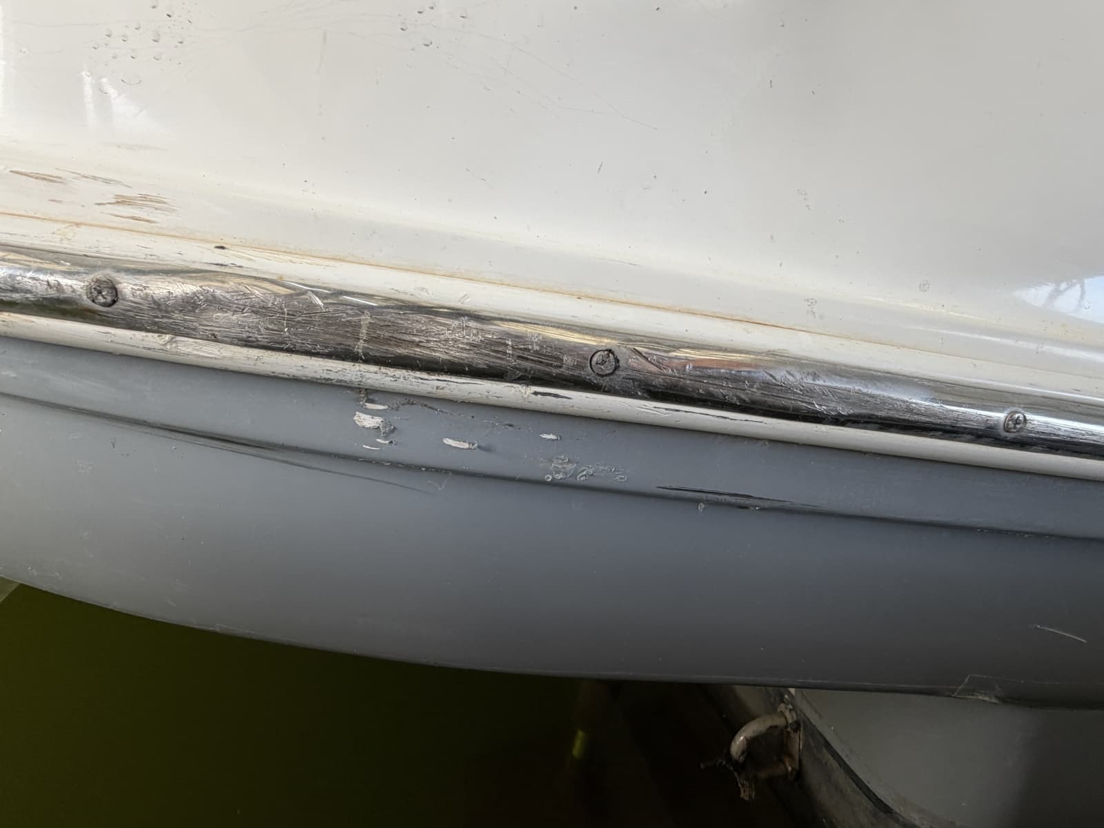 2008 Rinker 280 Express Cruiser