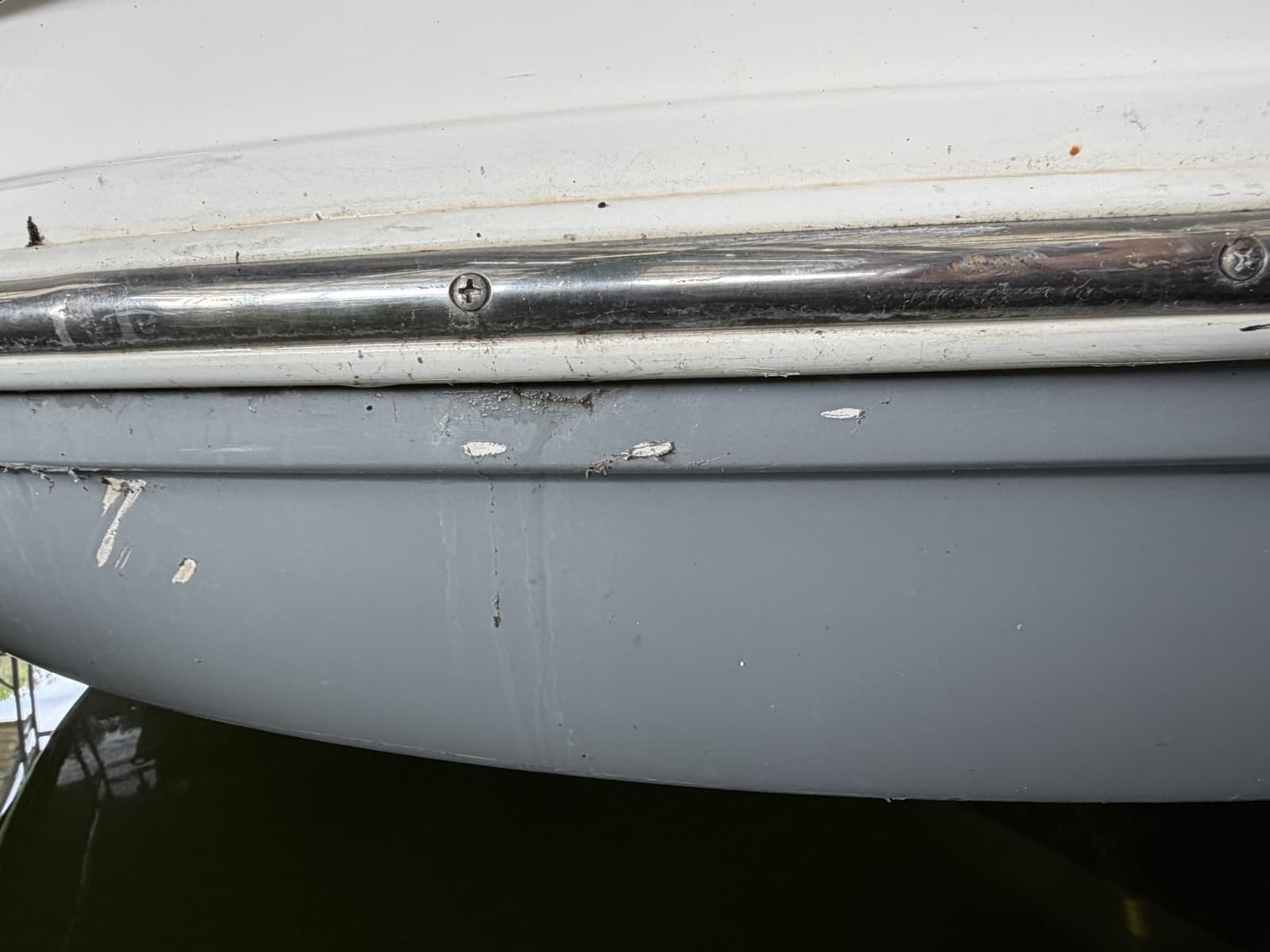 2008 Rinker 280 Express Cruiser