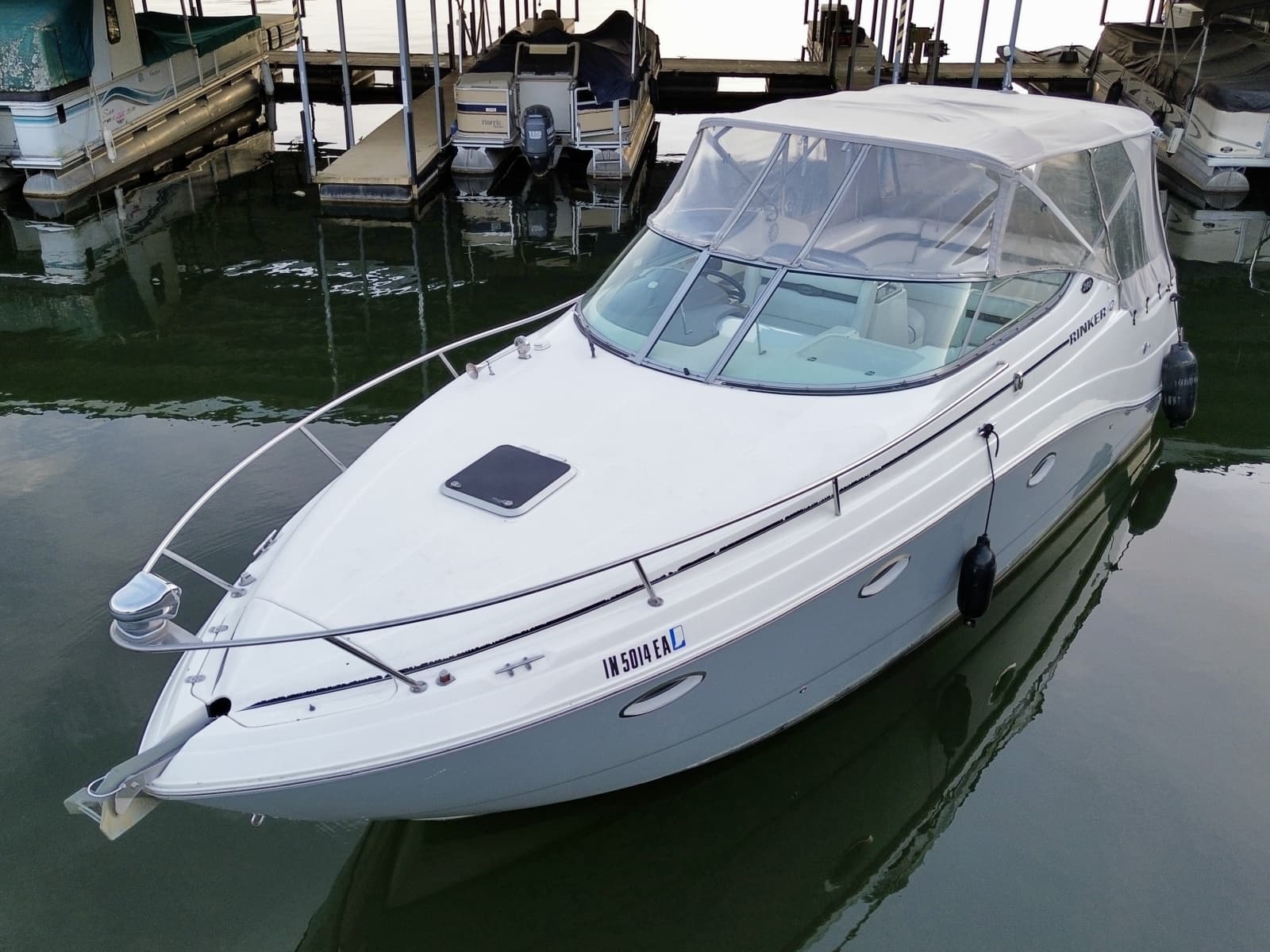 2008 Rinker 280 Express Cruiser