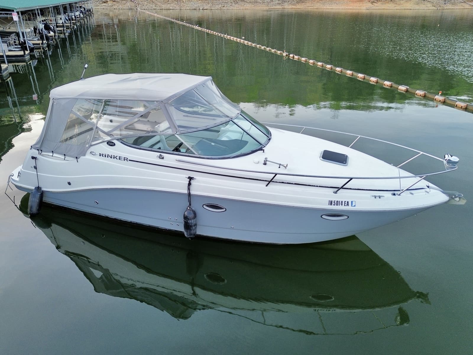 2008 Rinker 280 Express Cruiser