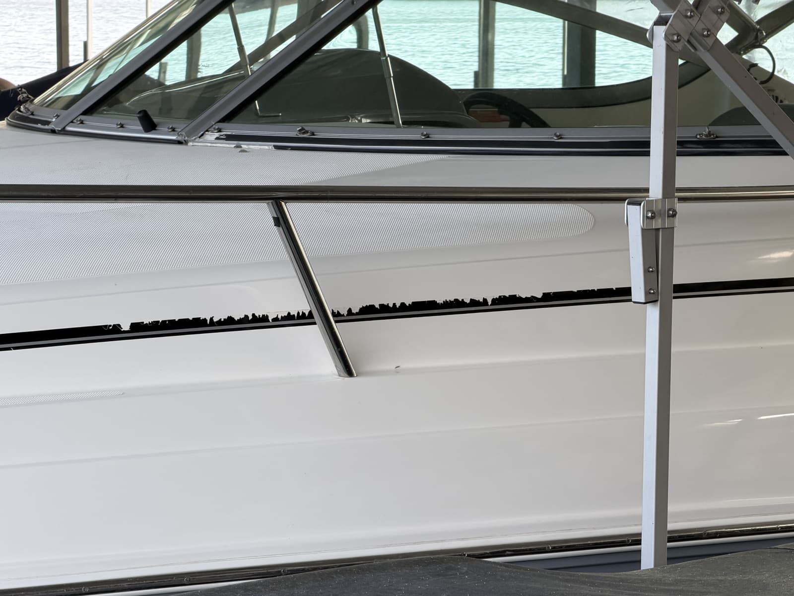 2008 Rinker 280 Express Cruiser