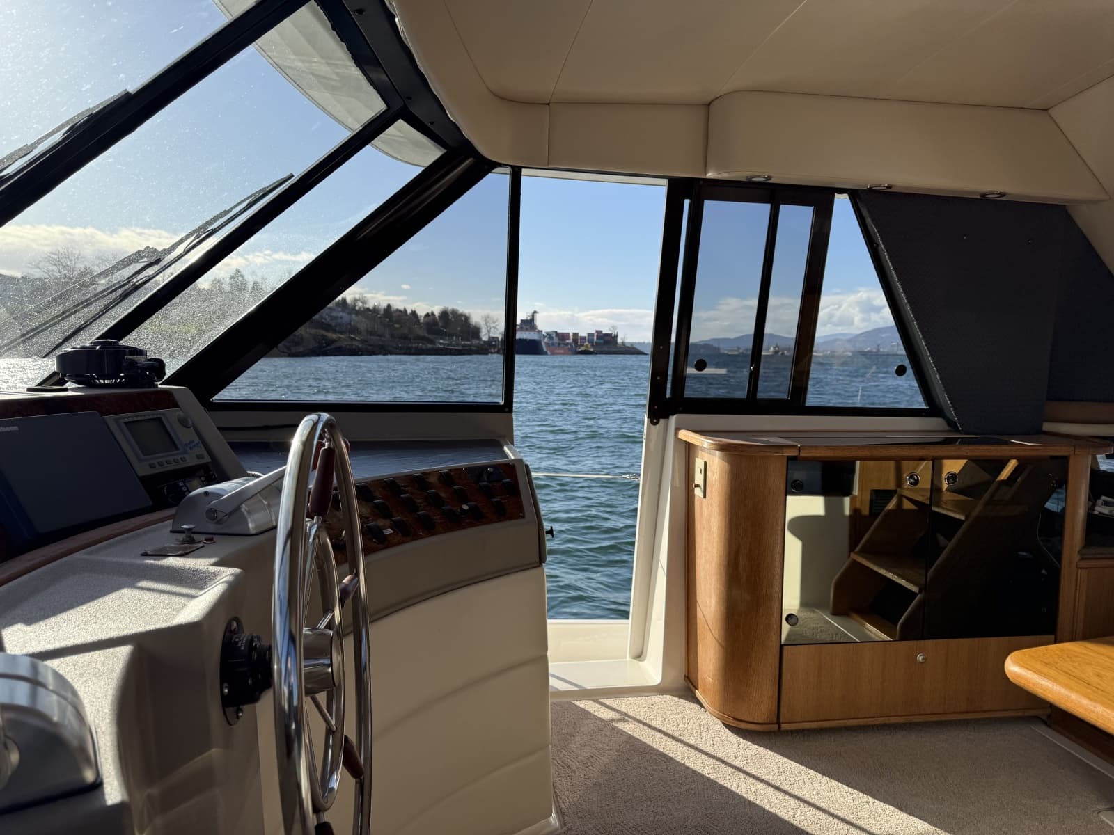 1998 Bayliner 4788 - Photo 27