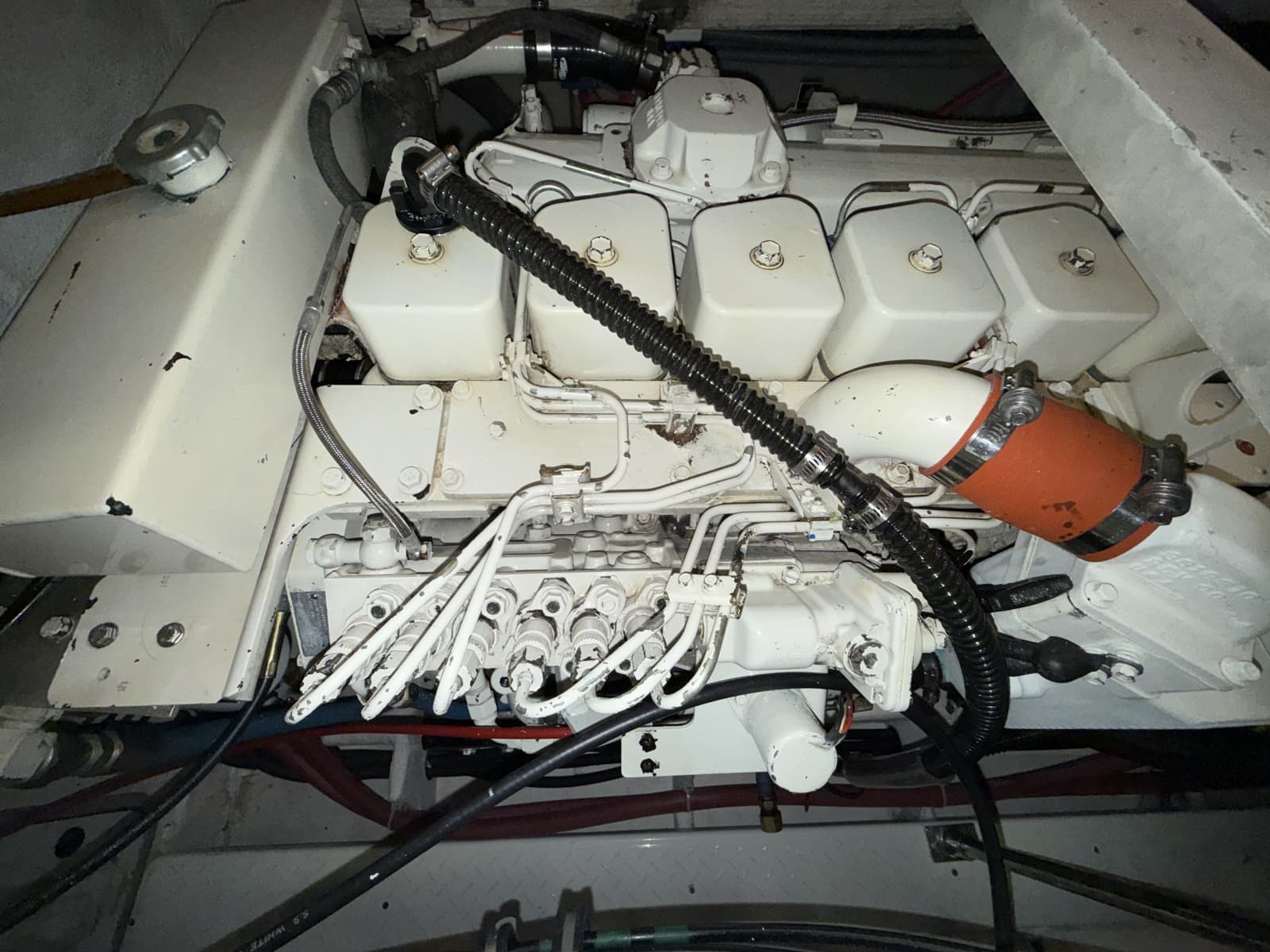 1998 Bayliner 4788 - Photo 44