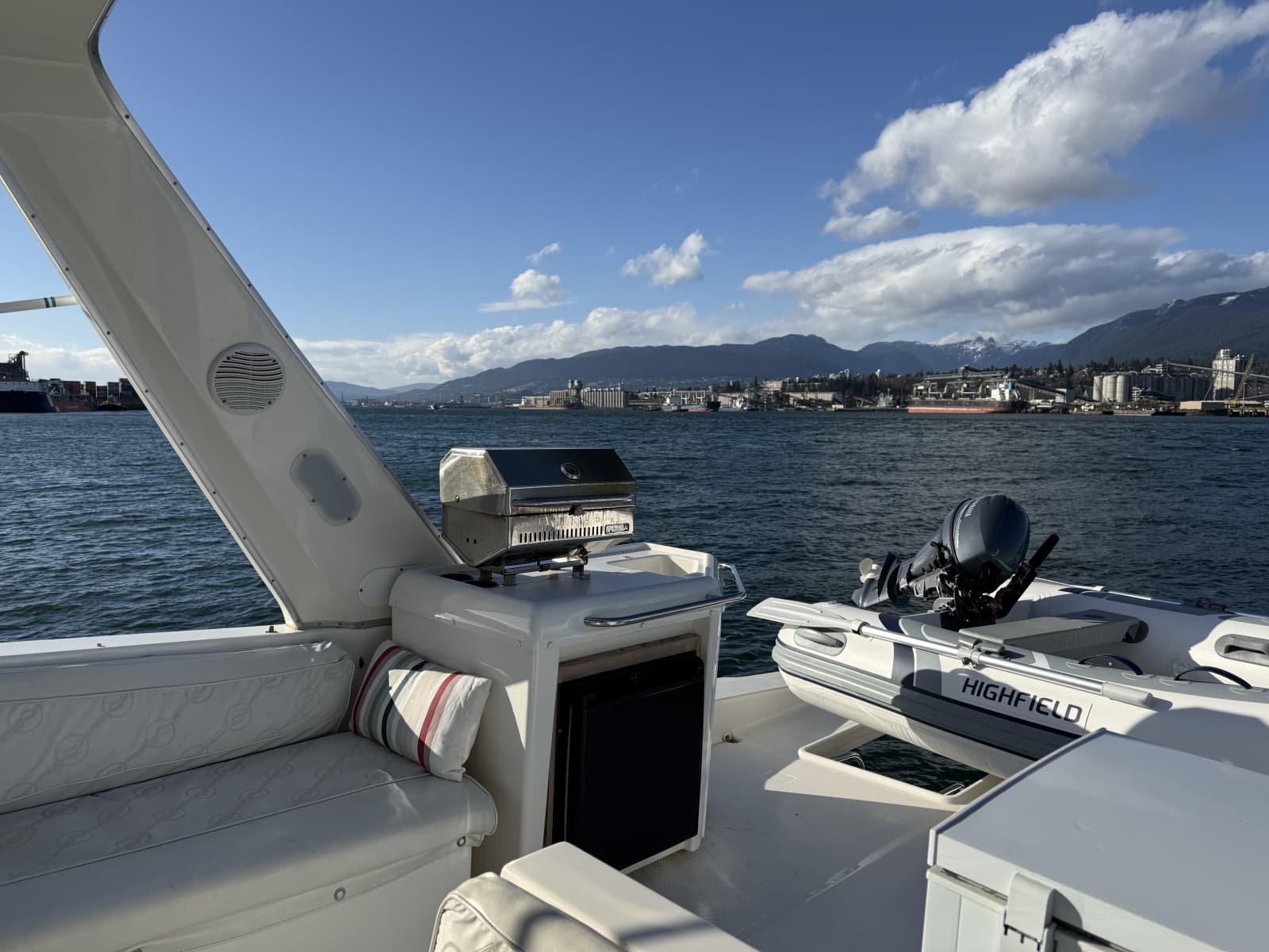 1998 Bayliner 4788 - Photo 12