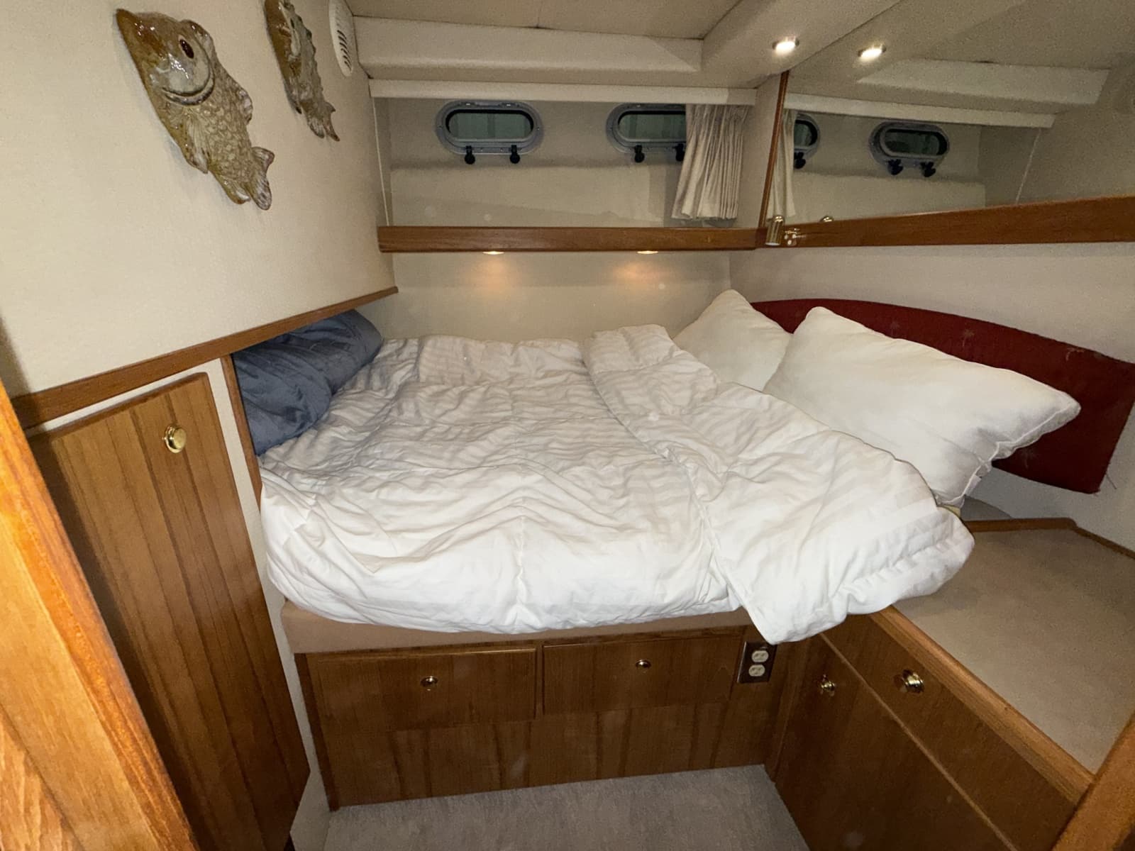 1998 Bayliner 4788 - Photo 33