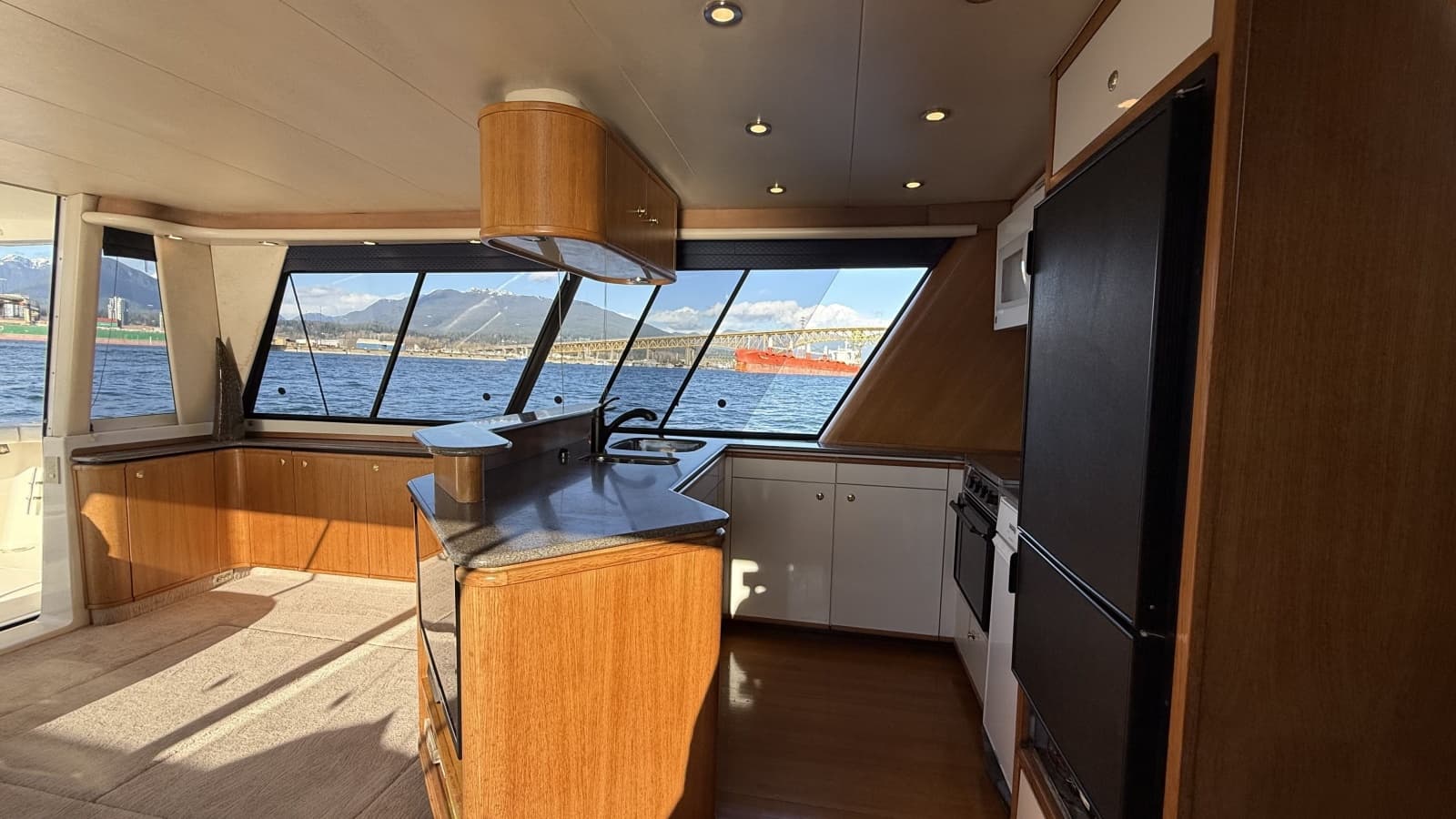 1998 Bayliner 4788 - Photo 19