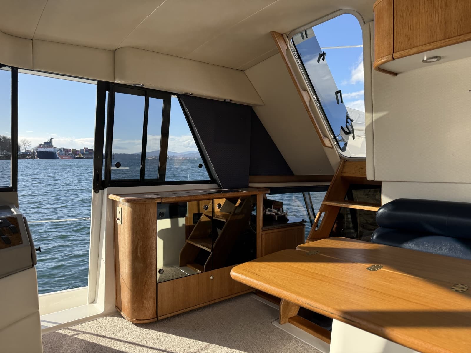 1998 Bayliner 4788 - Photo 26