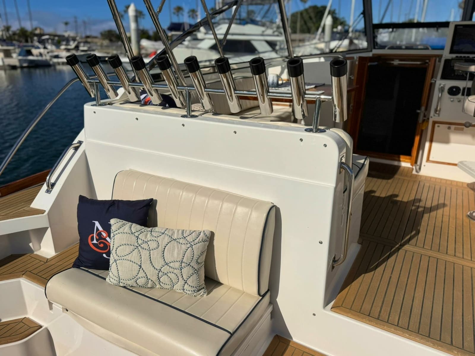 1999 Grand Banks Yachts  - Photo 11