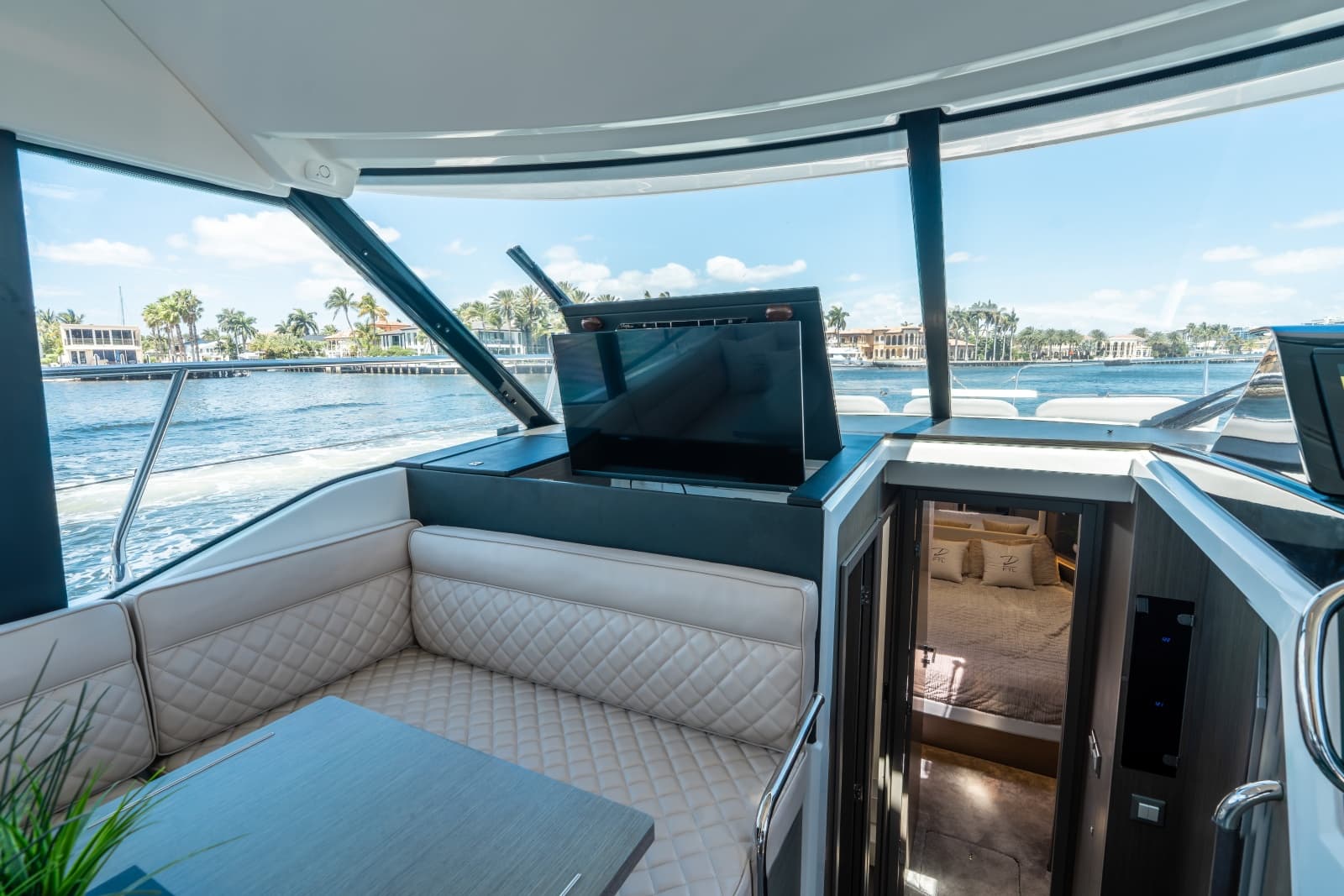 2024 Jeanneau NC 1295 Fly