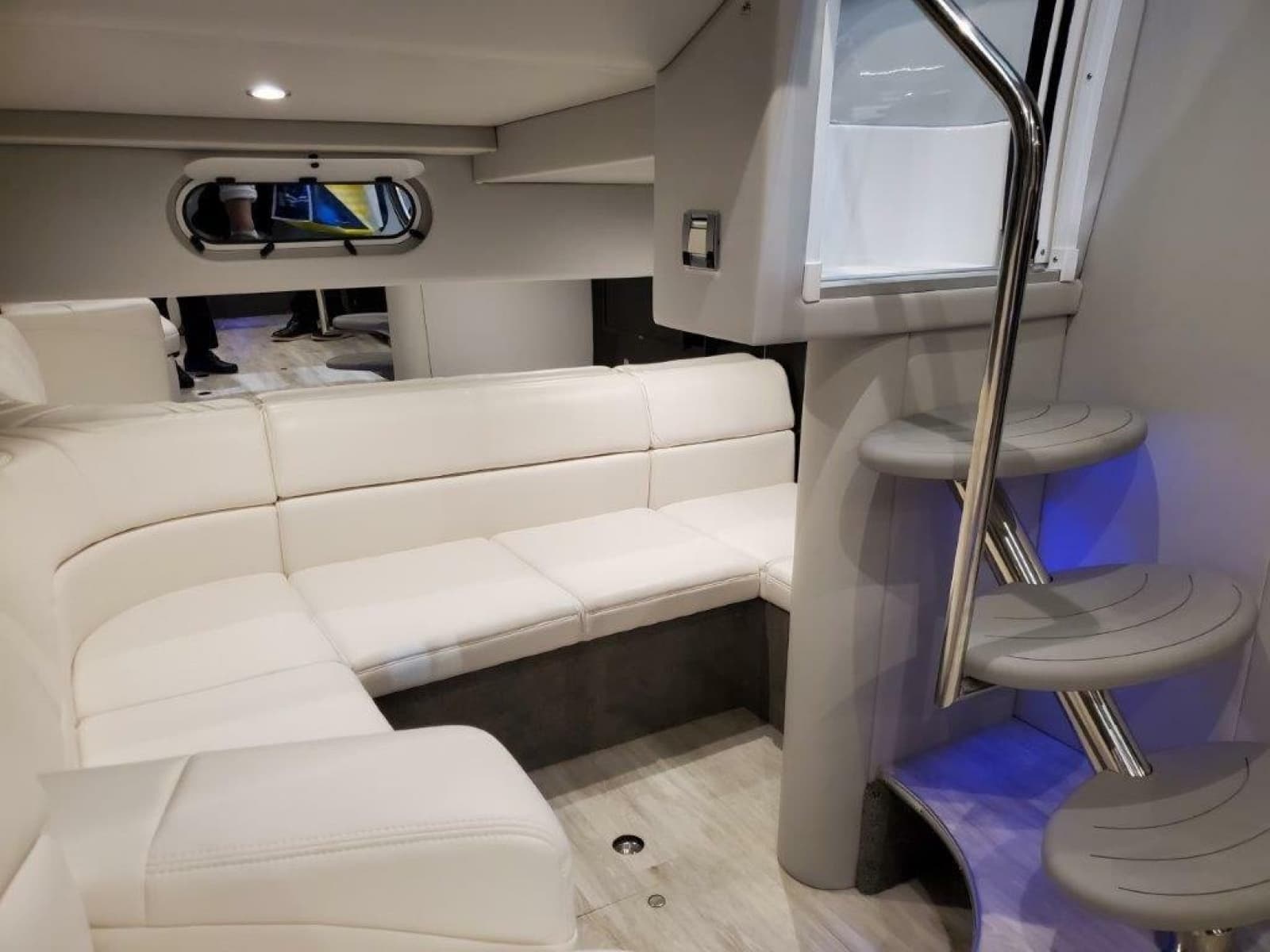 2020 Formula 34 Performance Cruiser - Photo 2