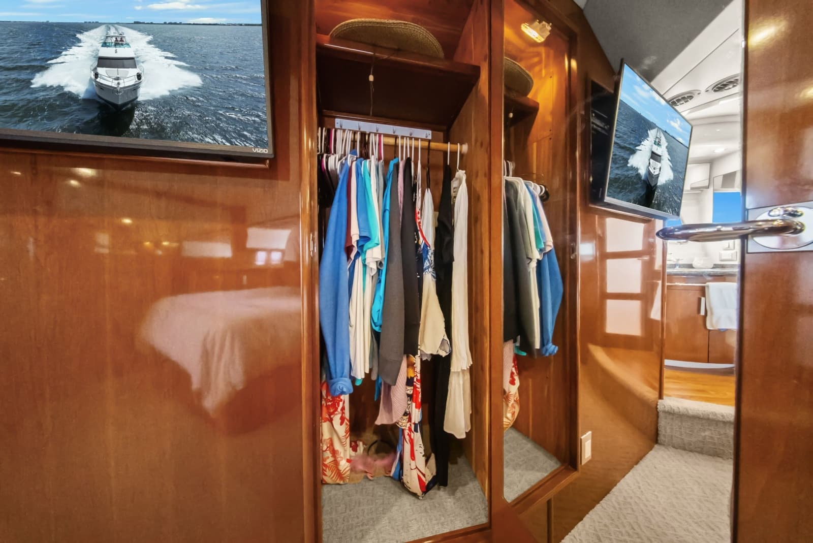 2008 Carver 56 Voyager SE - Photo 25