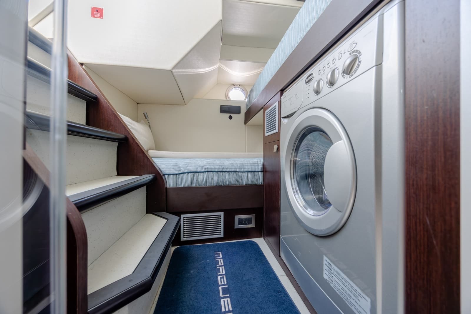 2020 Sunseeker PREDATOR 74 XPS