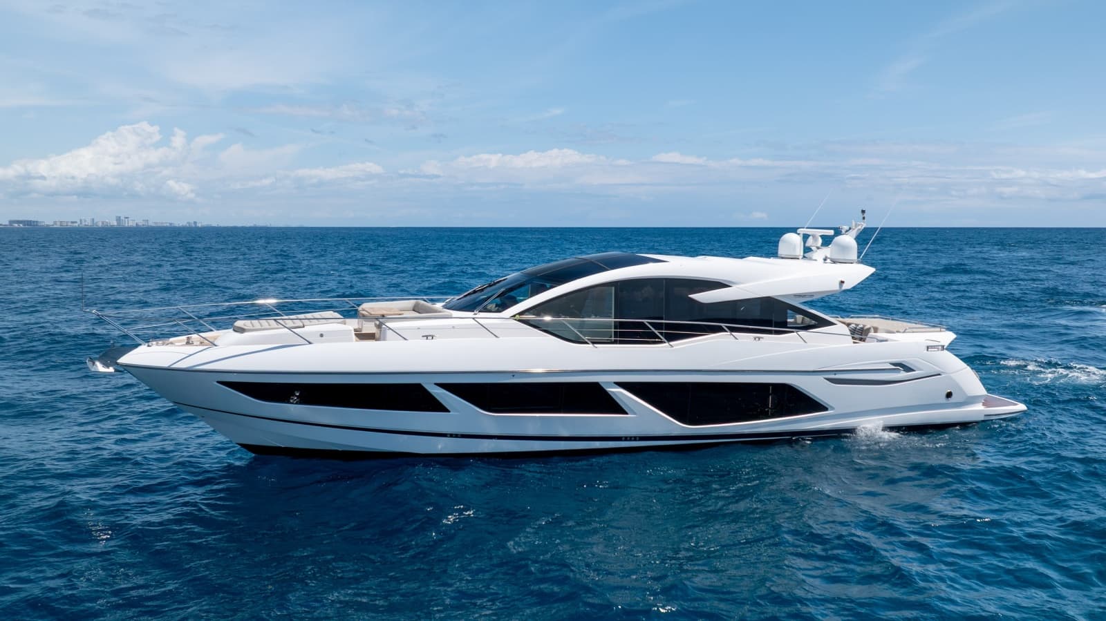 2020 Sunseeker PREDATOR 74 XPS