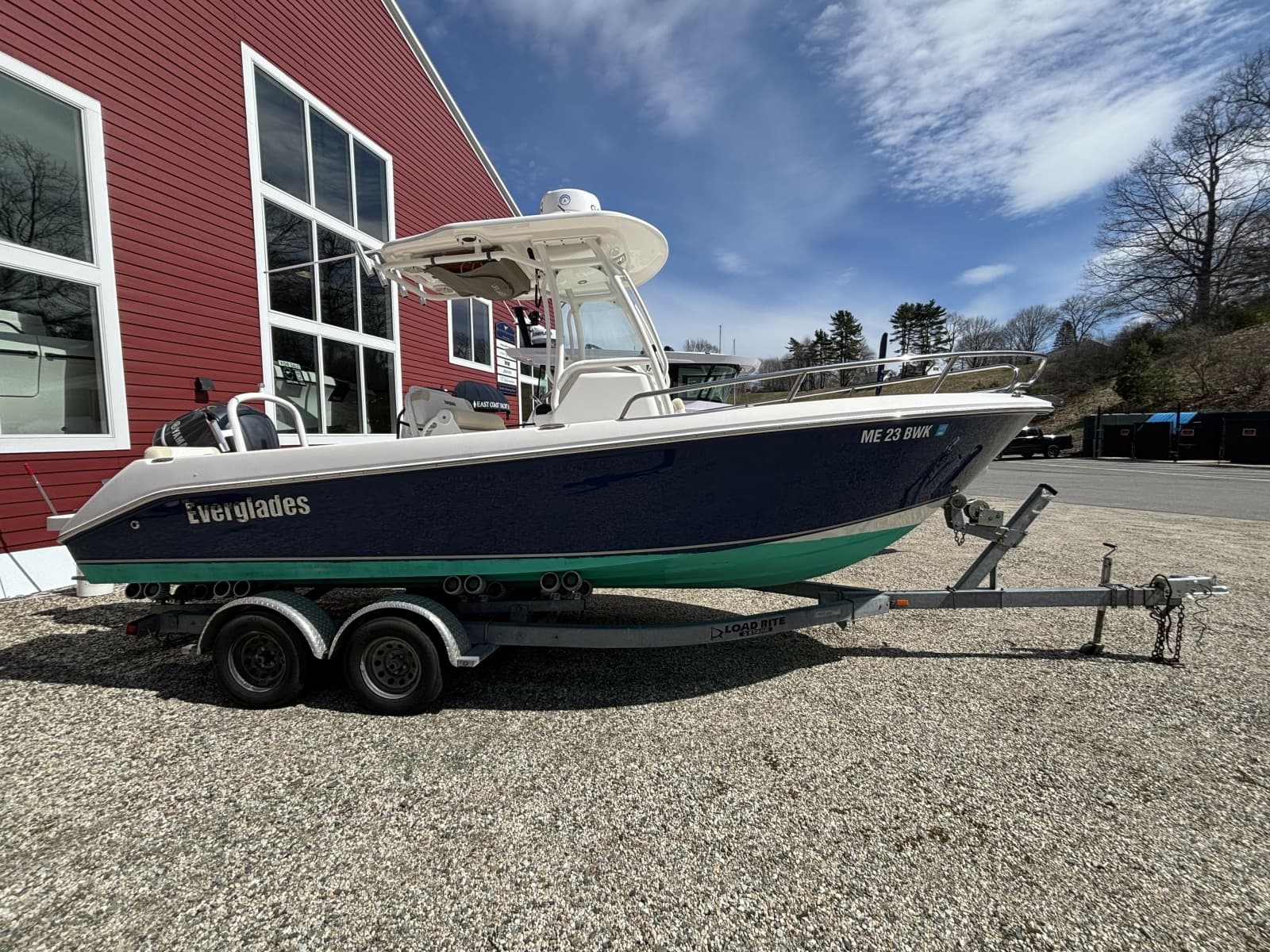 2011 Everglades Everglades 230 CC